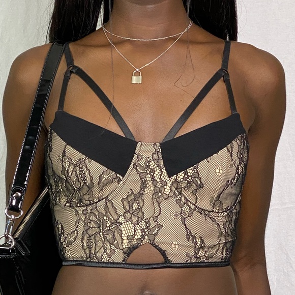 LACEY BRALETTE CUT OUT TOP - Picture 1 of 3